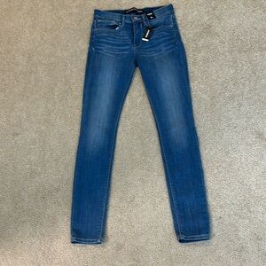 Women’s Express Jeans skinny like jeggings size 4